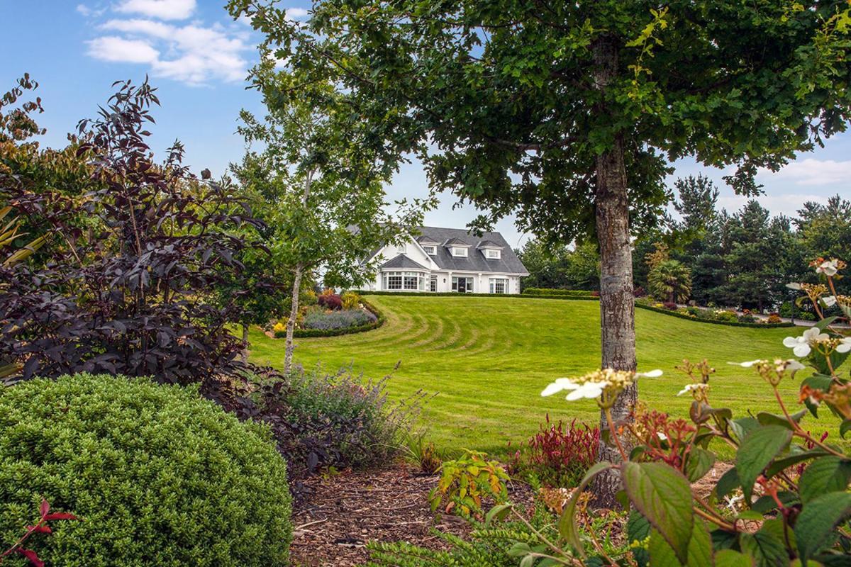 The Ridgewood Lodge Newbridge  Bagian luar foto
